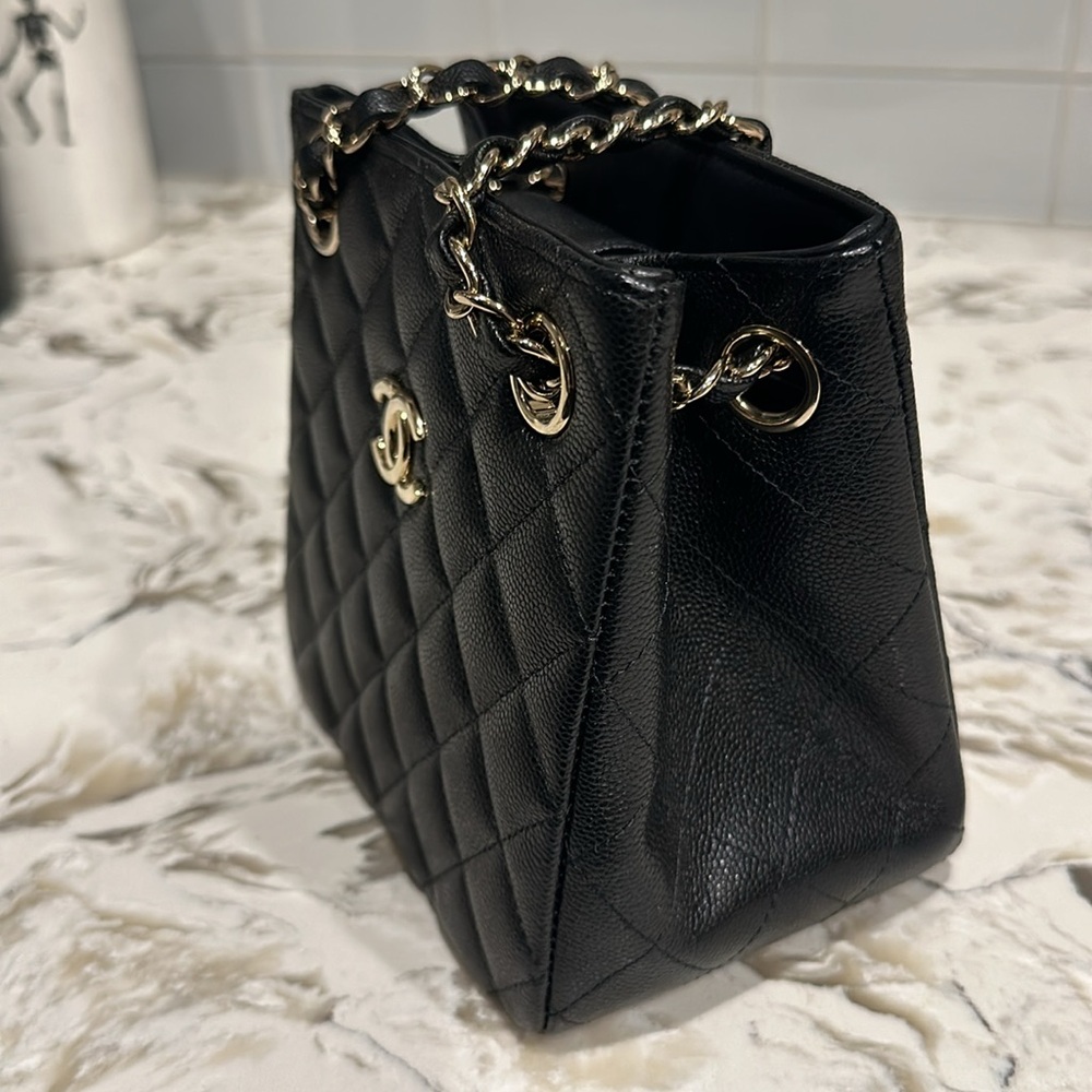 CHANEL Caviar Quilted Mini Bucket Bag Black GHW - Picture 8 of 17